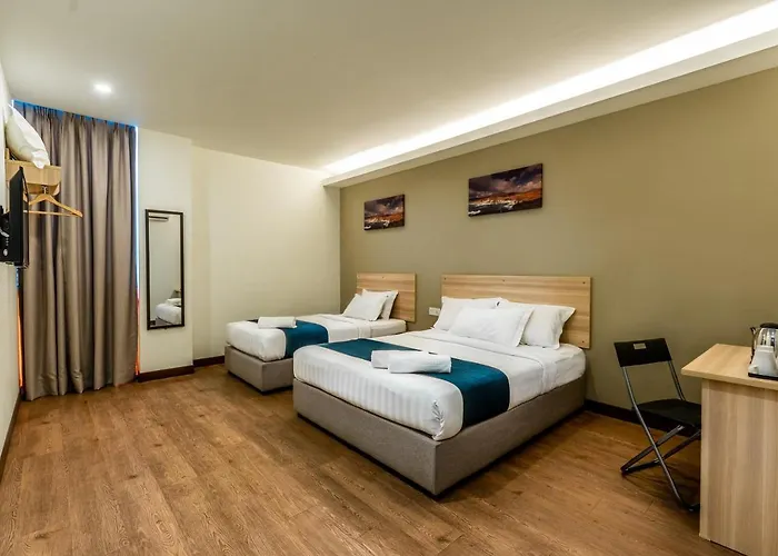 1 Orange Hotel Sungai Buloh