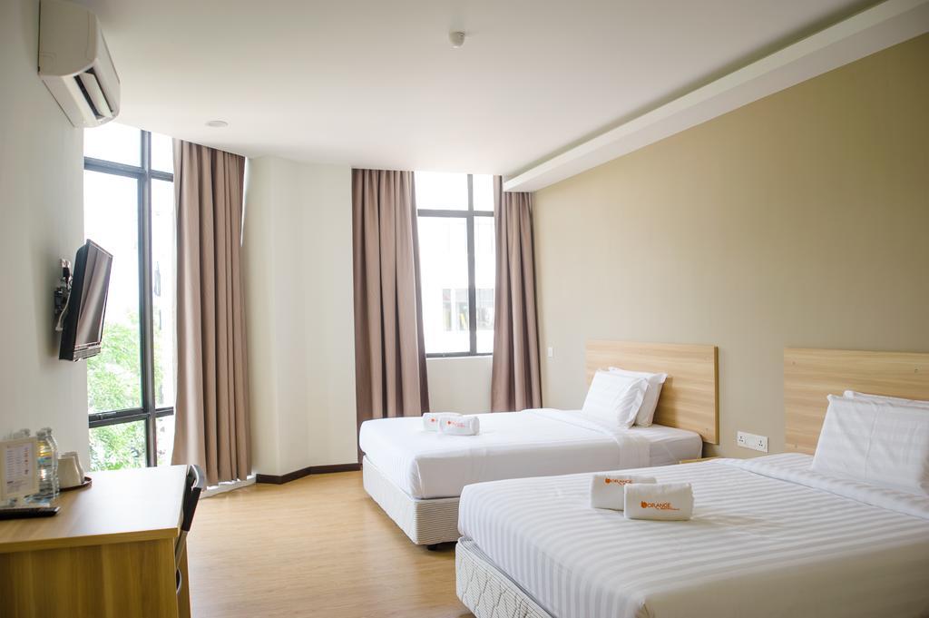 1 Orange Hotel 3*