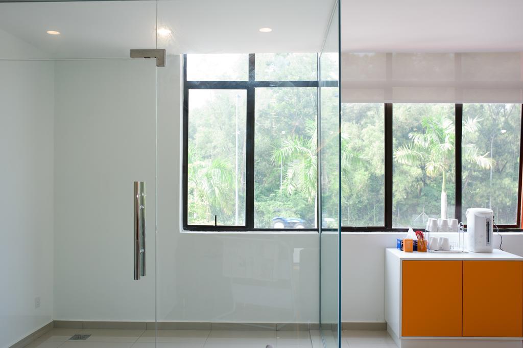 1 Orange Hotel