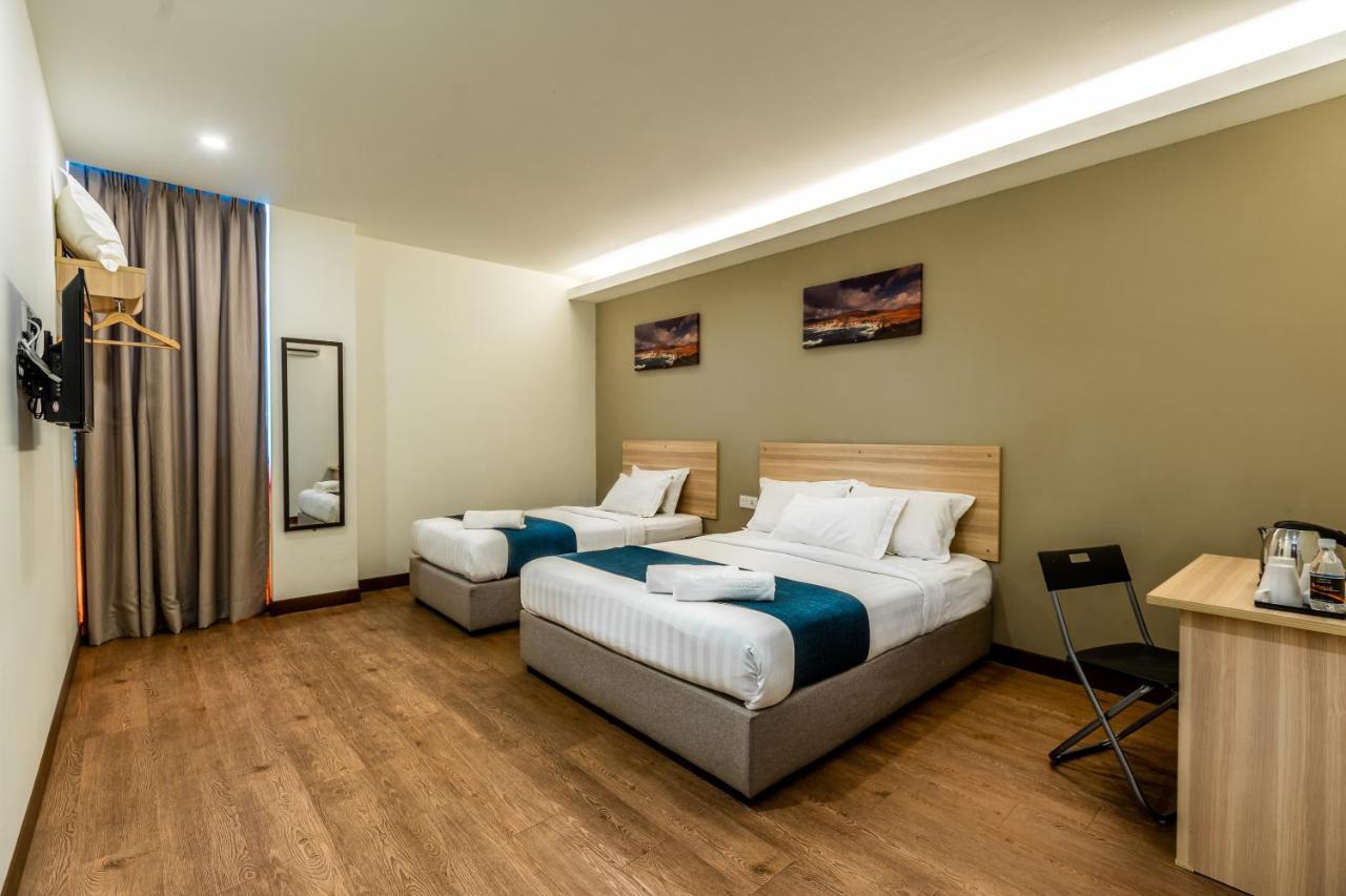 1 Orange Hotel 3*